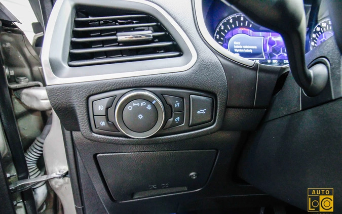 Ford S-Max cena 58999 przebieg: 239000, rok produkcji 2017 z Kielce małe 742